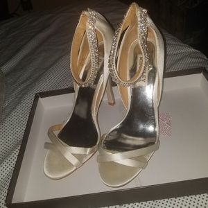Badgley Mischka 6.5 heels